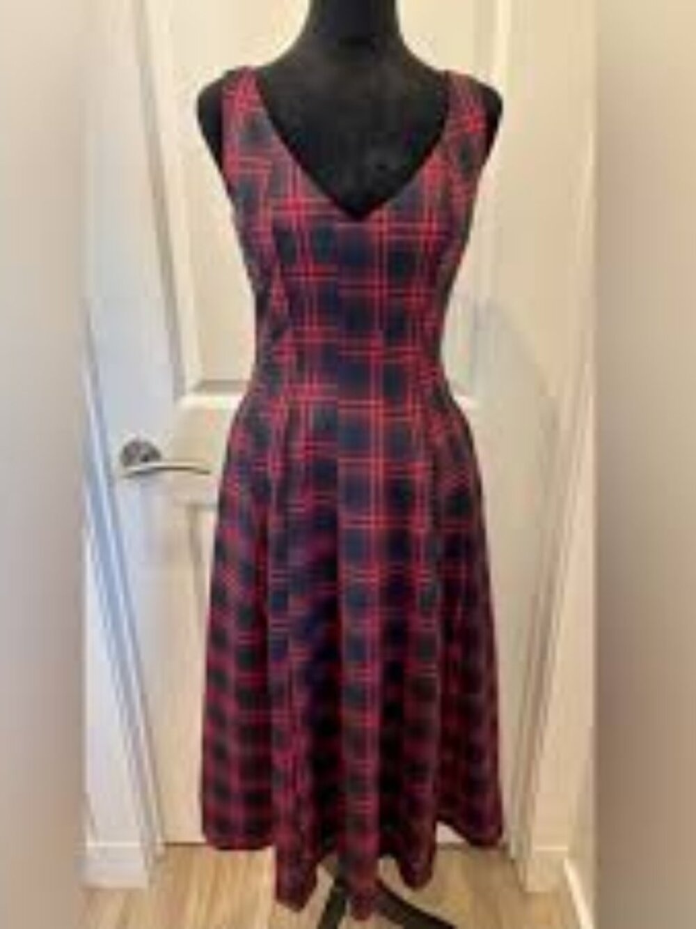 NWT Avec Les Filles Black and Red Plaid Midi Dress